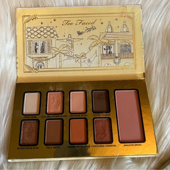 Too Faced Holidays Around the World Eyeshadow Palettes - Picture 5 of 6